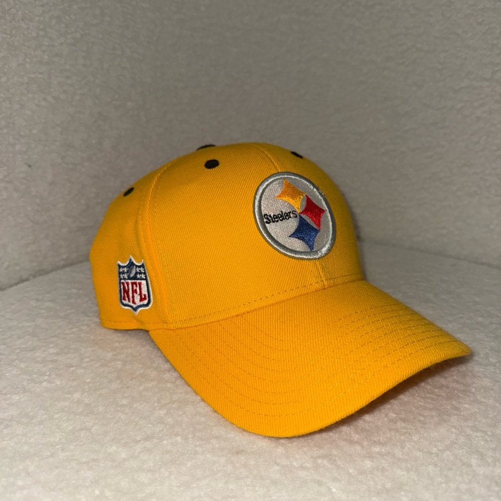 Reebok Yellow NFL On-Field Baseball Cap